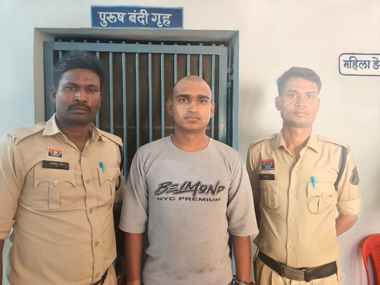 बोरी थाना पुलिस का बड़ा खुलासा: पिता की हत्या में सगा बेटा ही निकला कातिल